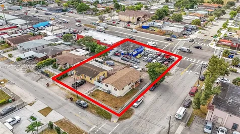 4265 E 8th Avenue Hialeah FL 33013