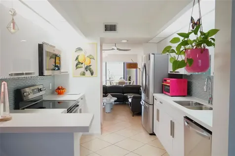100 SW 130th Terrace Pembroke Pines FL 33027