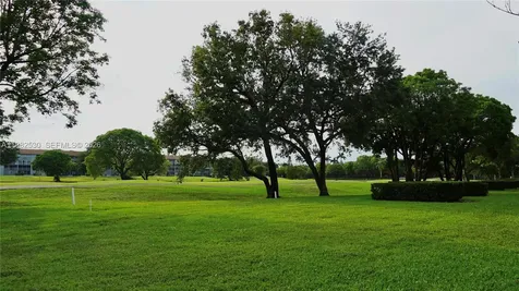 100 SW 130th Terrace Pembroke Pines FL 33027