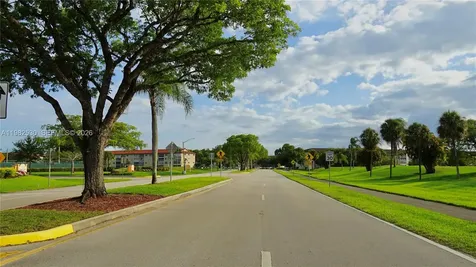 100 SW 130th Terrace Pembroke Pines FL 33027
