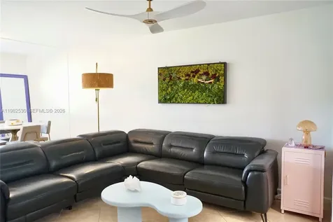100 SW 130th Terrace Pembroke Pines FL 33027