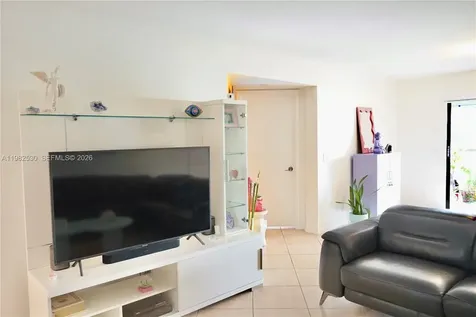 100 SW 130th Terrace Pembroke Pines FL 33027