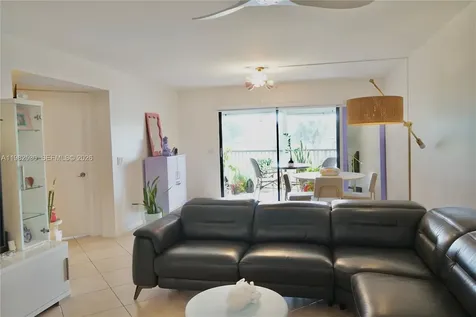 100 SW 130th Terrace Pembroke Pines FL 33027