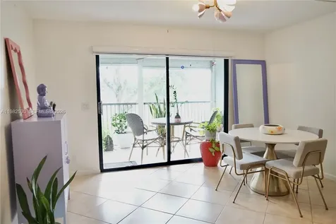 100 SW 130th Terrace Pembroke Pines FL 33027
