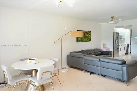 100 SW 130th Terrace Pembroke Pines FL 33027