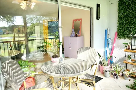 100 SW 130th Terrace Pembroke Pines FL 33027
