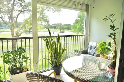 100 SW 130th Terrace Pembroke Pines FL 33027
