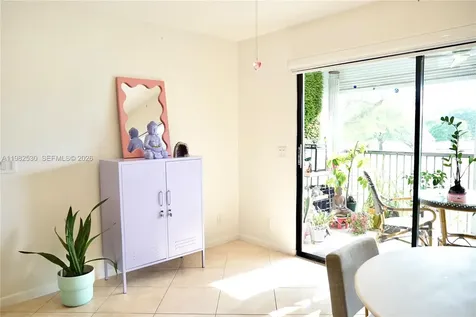 100 SW 130th Terrace Pembroke Pines FL 33027