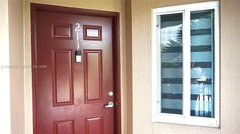 100 SW 130th Terrace Pembroke Pines FL 33027