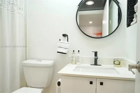 100 SW 130th Terrace Pembroke Pines FL 33027
