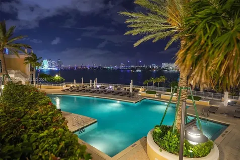 808 Brickell Key Drive Miami FL 33131