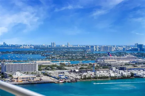 808 Brickell Key Drive Miami FL 33131