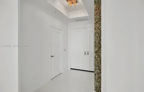 808 Brickell Key Drive Miami FL 33131