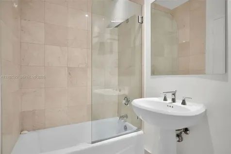 808 Brickell Key Drive Miami FL 33131