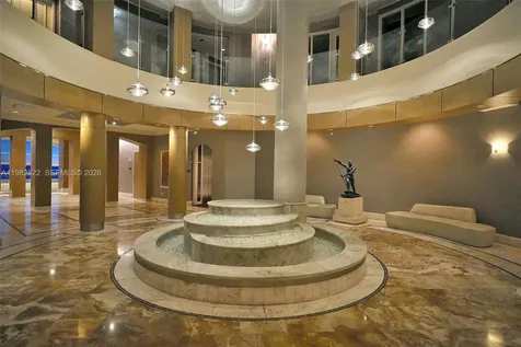 808 Brickell Key Drive Miami FL 33131