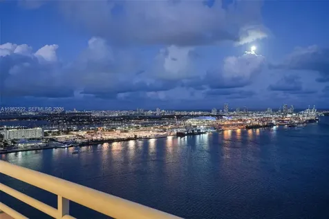 808 Brickell Key Drive Miami FL 33131