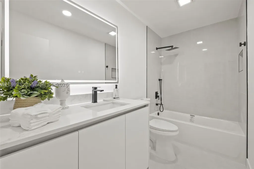 437 NW 13th Drive Boca Raton FL 33486