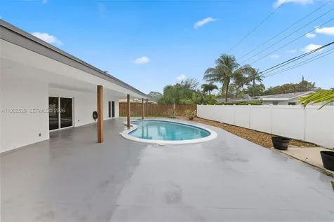 437 NW 13th Drive Boca Raton FL 33486