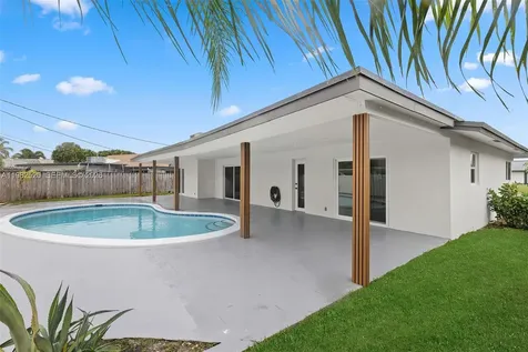 437 NW 13th Drive Boca Raton FL 33486