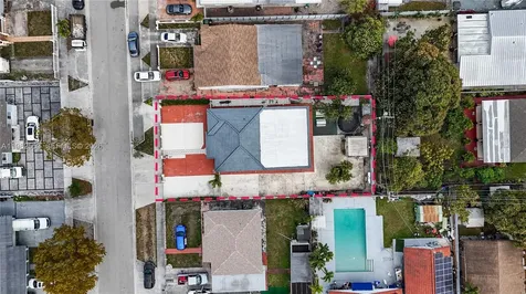 Hialeah FL 33010