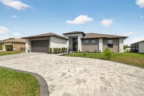 2205 SW 13th Street Cape Coral FL 33991