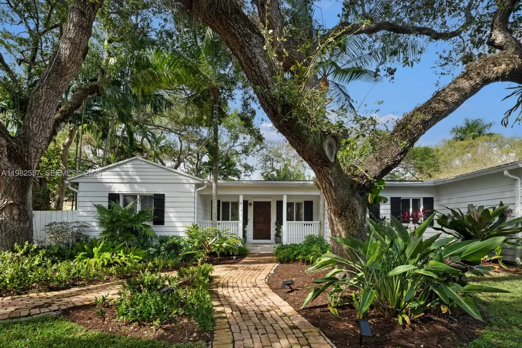 4190 Braganza Avenue Miami FL 33133