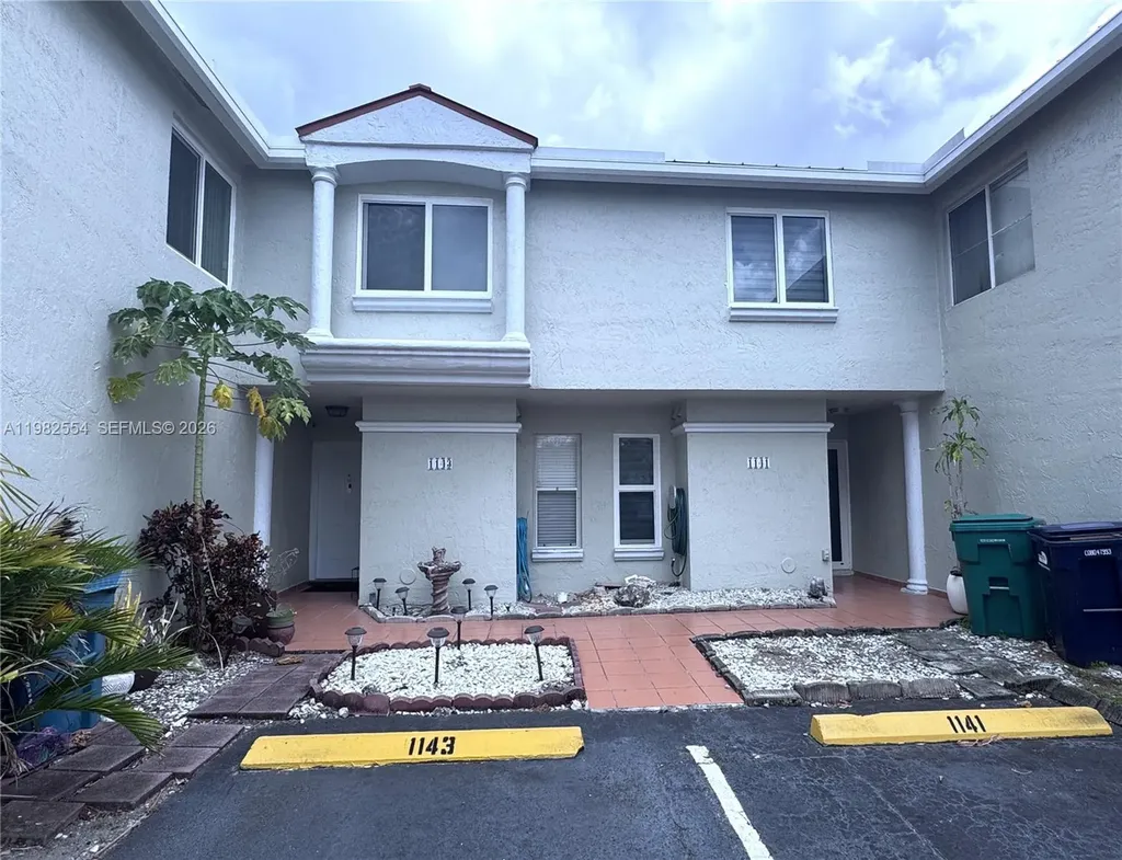 1143 NW 123rd Court Miami FL 33182