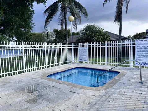 1143 NW 123rd Court Miami FL 33182