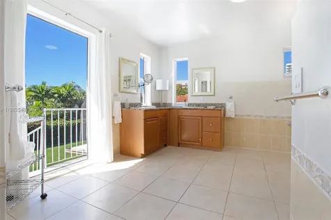 100 SW 26th Road Miami FL 33129