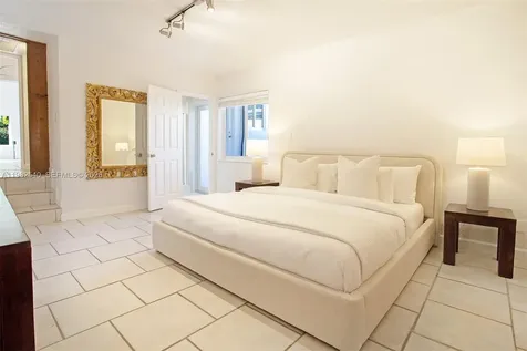100 SW 26th Road Miami FL 33129