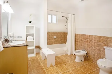 100 SW 26th Road Miami FL 33129