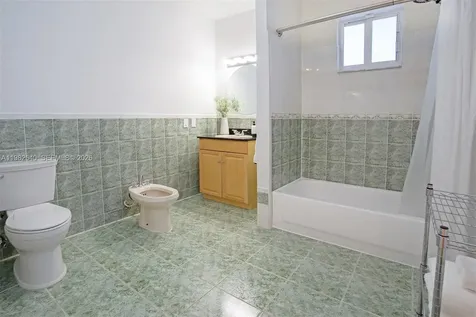 100 SW 26th Road Miami FL 33129