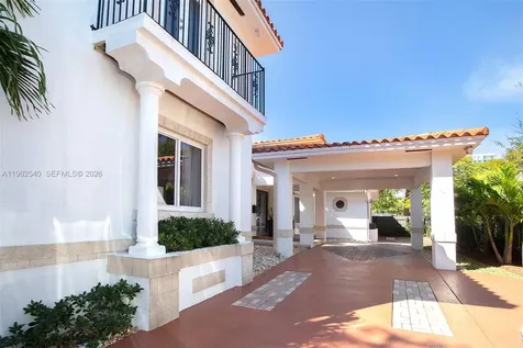 100 SW 26th Road Miami FL 33129