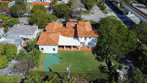 100 SW 26th Road Miami FL 33129