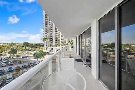 3731 N Country Club Drive Aventura FL 33180