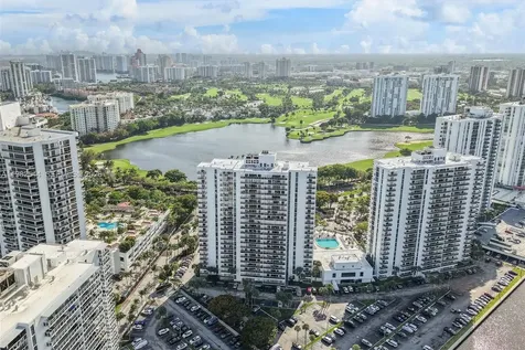 3731 N Country Club Drive Aventura FL 33180