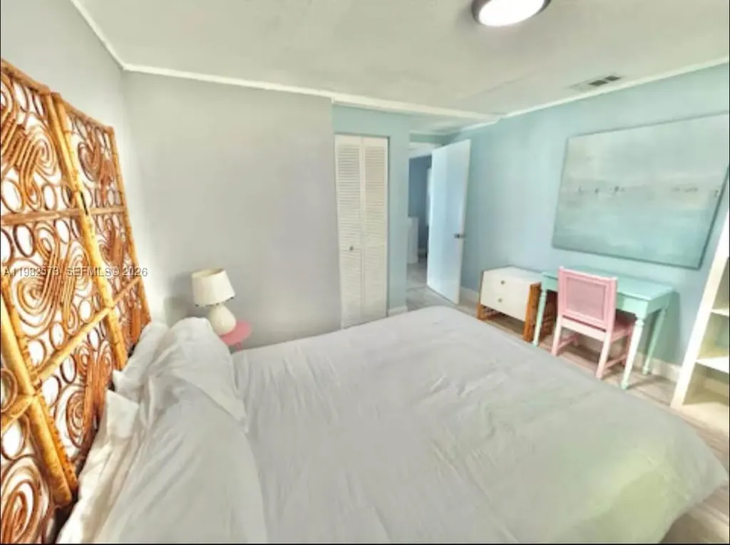 213 N E Street Lake Worth FL 33460