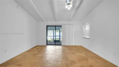 10583 La Placida Drive Coral Springs FL 33065
