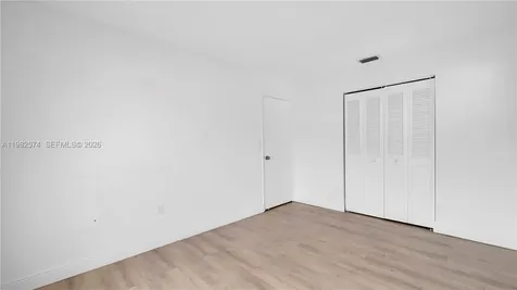 10583 La Placida Drive Coral Springs FL 33065