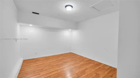 10583 La Placida Drive Coral Springs FL 33065