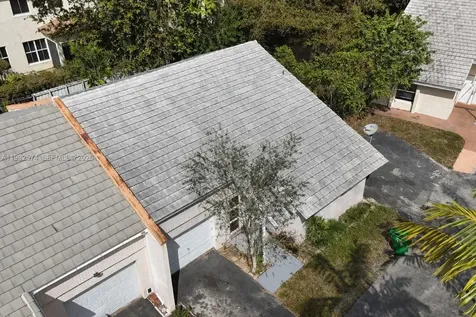 10583 La Placida Drive Coral Springs FL 33065