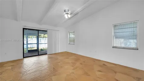 10583 La Placida Drive Coral Springs FL 33065