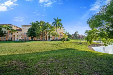10242 NW 7th Street Miami FL 33172