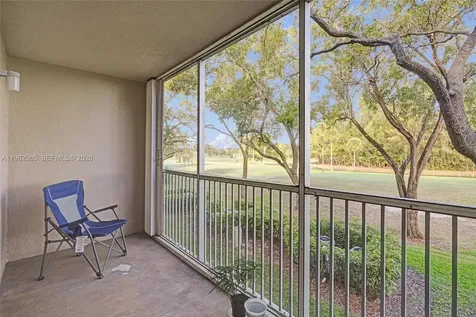 1110 SW 125th Avenue Pembroke Pines FL 33027