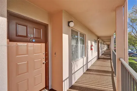 1110 SW 125th Avenue Pembroke Pines FL 33027