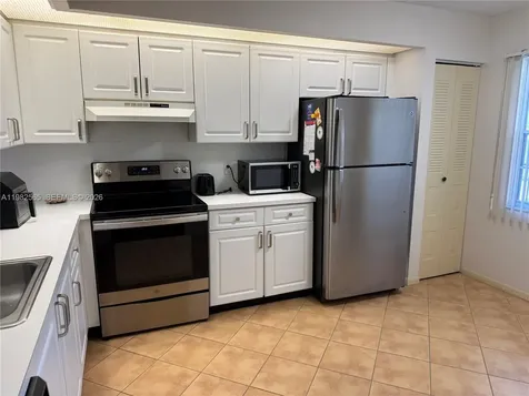 1110 SW 125th Avenue Pembroke Pines FL 33027