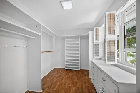 8651 NE 10th Court Miami FL 33138