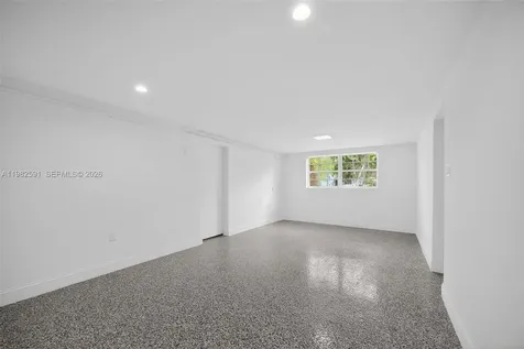 8651 NE 10th Court Miami FL 33138