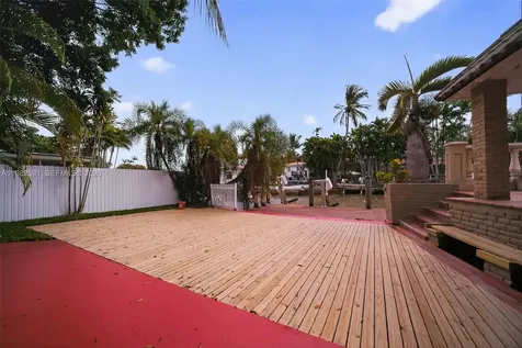 8651 NE 10th Court Miami FL 33138