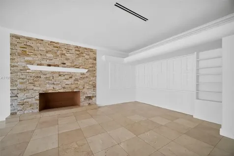 8651 NE 10th Court Miami FL 33138